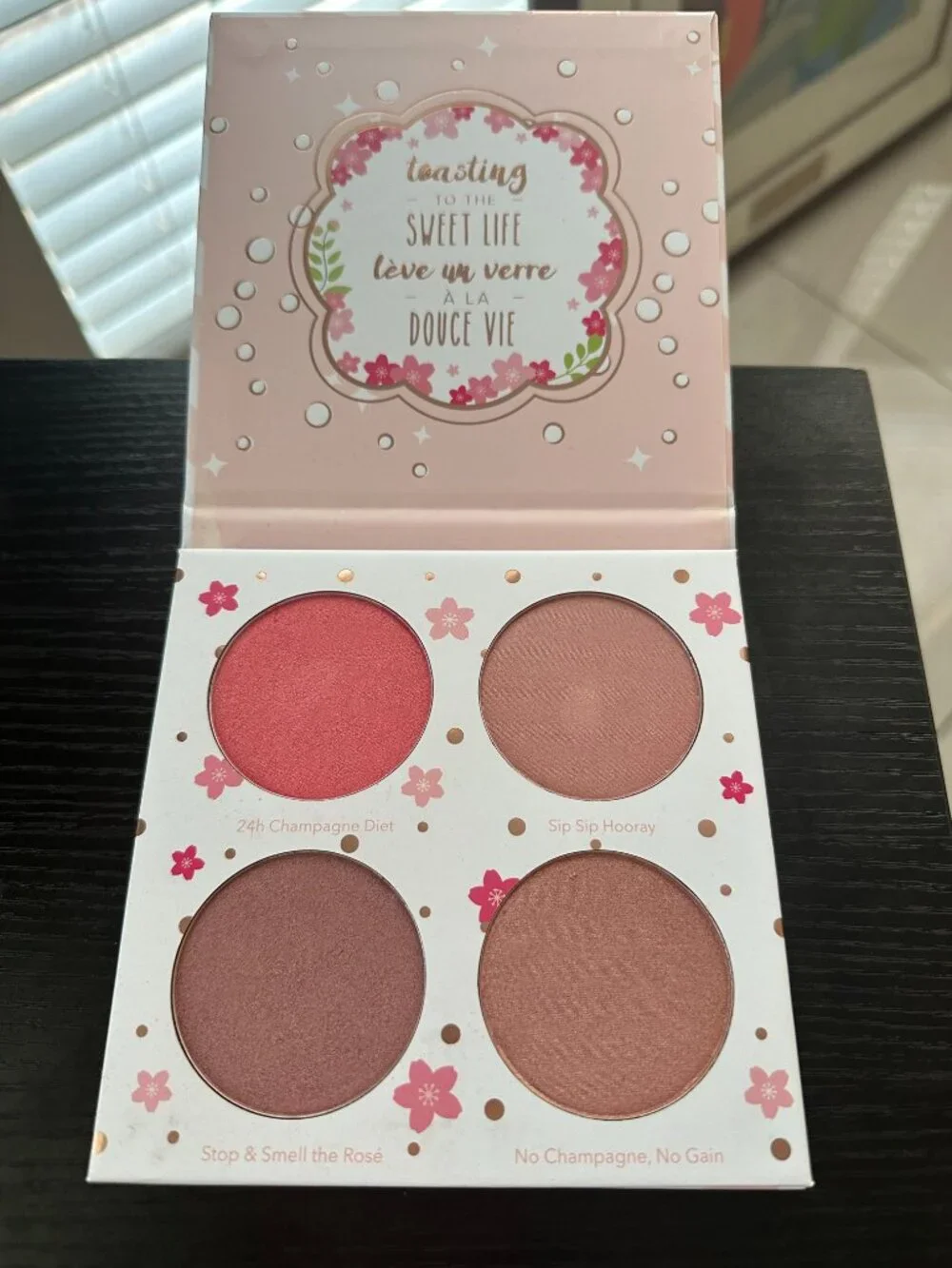 Beauty Bakerie Cotton Candy Champagne Blushlighter Palette Face Glow